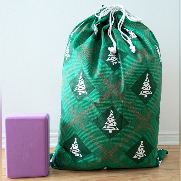 Brand New Jumbo sized Christmas Cotton Gift Bag🎄 Reusable - Picture 6 of 9